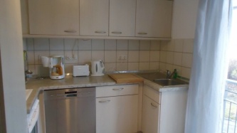 Küche, Mikrowelle, Backofen, Gefrierkombination  